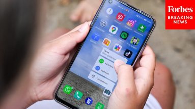 'Big Tech Is Going To Fight Us': Top Senator Pushes Bill To Protect Kids Online