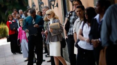Jobless Claims Fall as U.S. Posts Weakest GDP of Recovery