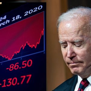 Top GOP Sen Cites Poll That Americans Think Country On Wrong Path, Worries About Economic Growth