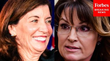 Kathy Hochul Mocks Sarah Palin During Tourism Event
