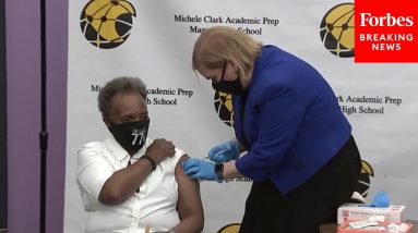 Mayor Lori Lightfoot Gets Covid-19 Booster Shot
